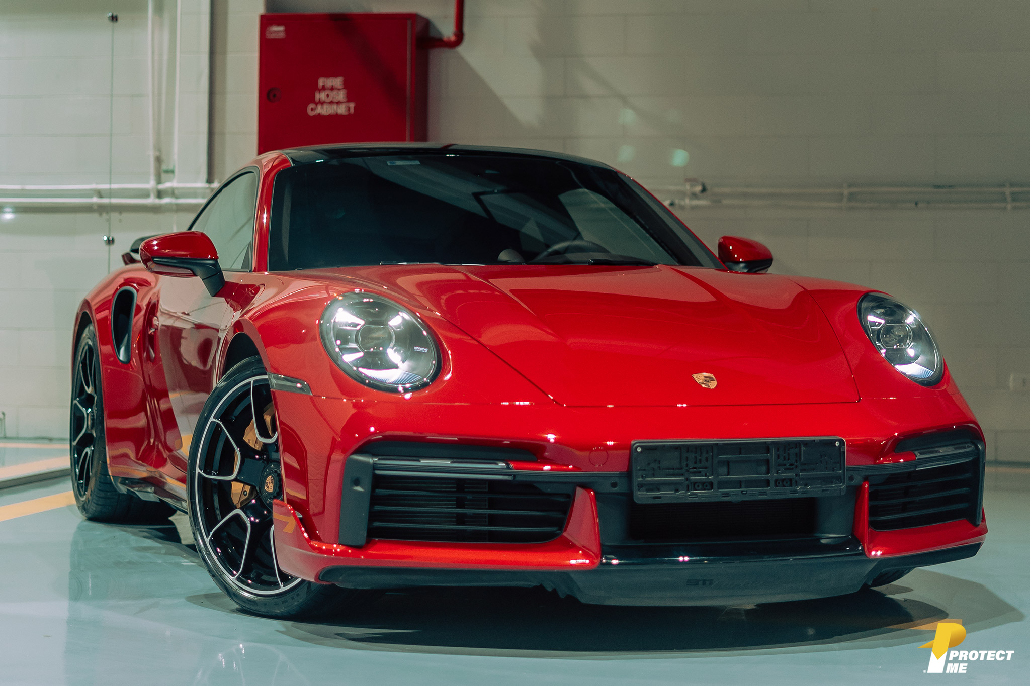 Porshce 911 Turbo s - Protect Me